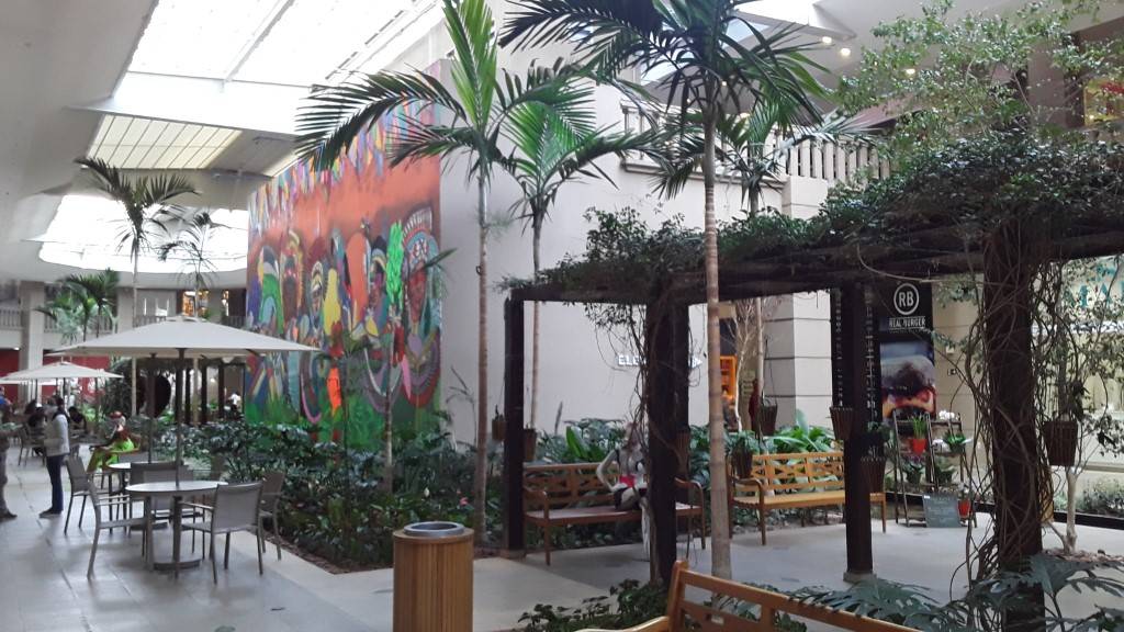 Alpha Square Mall