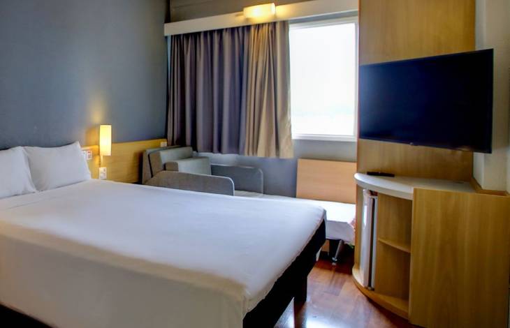 Ibis Tamboré