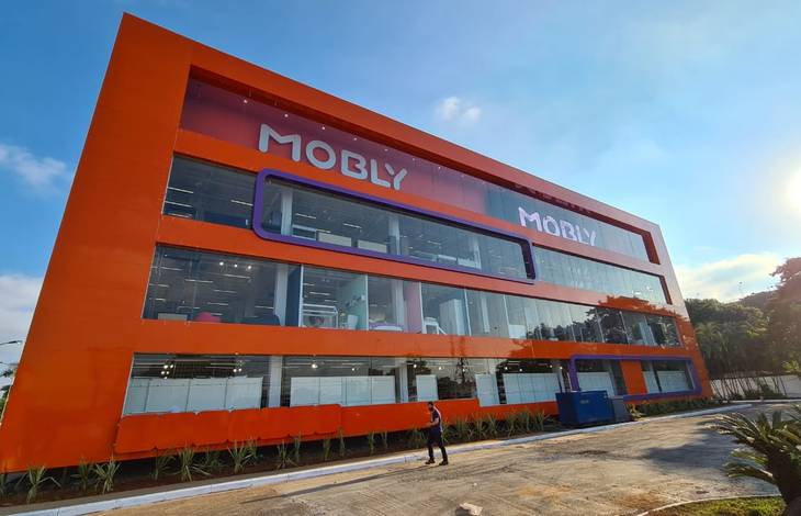 Mobly